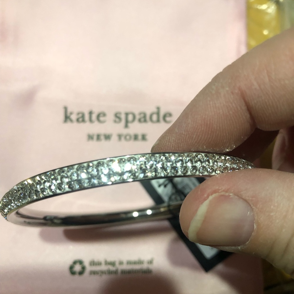 Kate Spade โ ๏ธ Platinum Tote with Floral Tag ๐ธ (Plus Free Bracelet! ๐) - Picture 12 of 15